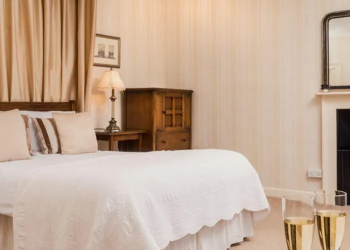 The Blue Lion Hotel Leyburn