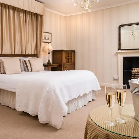 酒店 The Blue Lion 3*