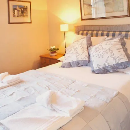 The Blue Lion Отель Лейберн