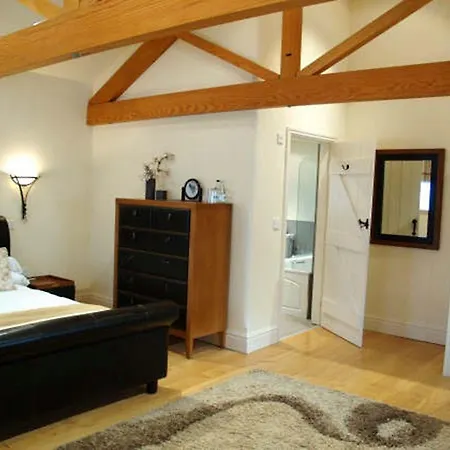 Отель The Blue Lion 3*