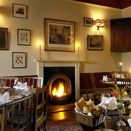 The Blue Lion Отель Лейберн